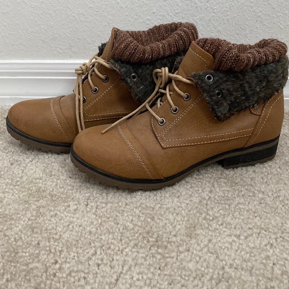 Women’s boots